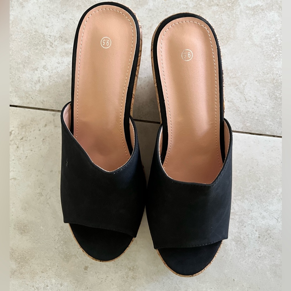 Women's Platform Wedge Peep Toe Sandals, 9.5 - Picture 2 of 8